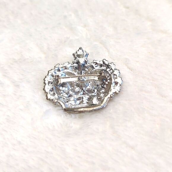 Vintage Silvertone and Clear Rhinestone Crown Brooches - Picture 4 of 9